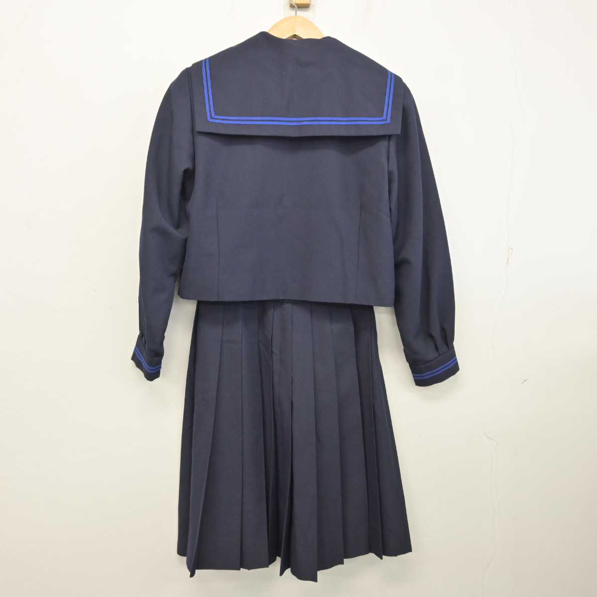 【中古】千葉県 船橋市立大穴中学校 女子制服 3点 (セーラー服・スカート) sf081621