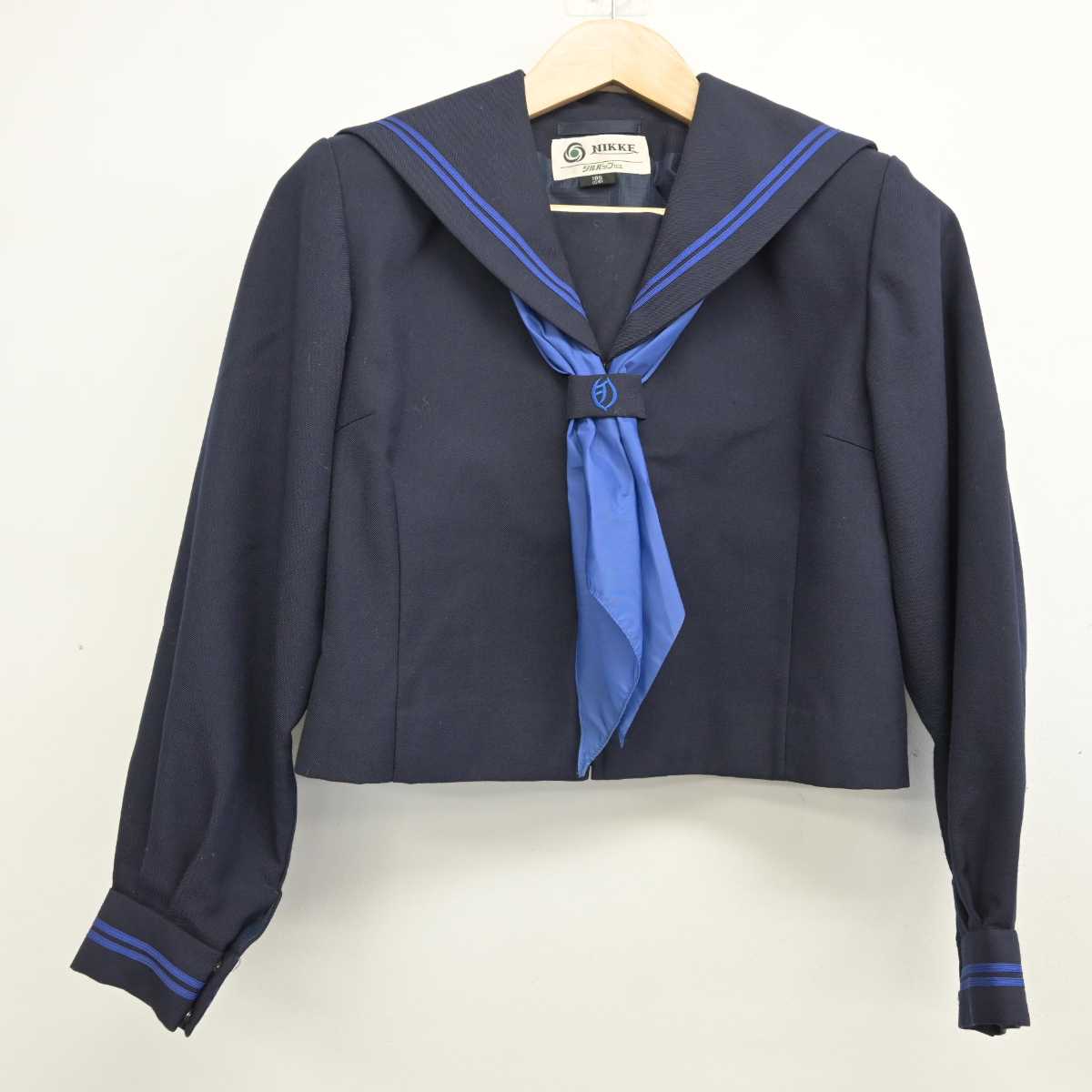 【中古】千葉県 船橋市立大穴中学校 女子制服 3点 (セーラー服・スカート) sf081621