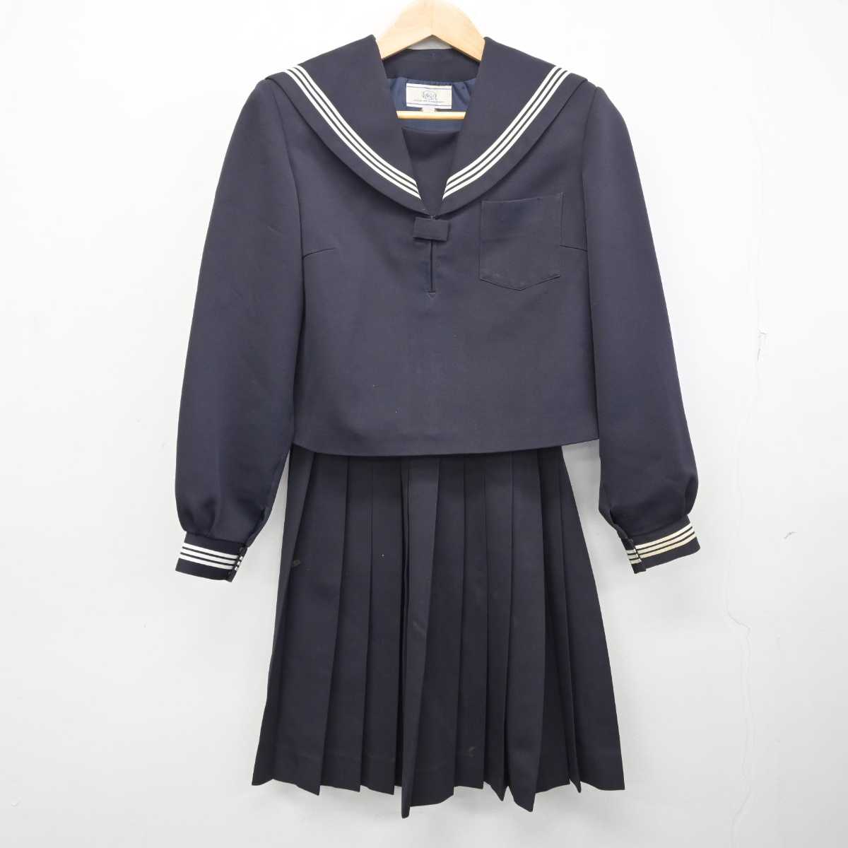 【中古】滋賀県 安曇川中学校/旧制服 女子制服 2点 (セーラー服・スカート) sf081625