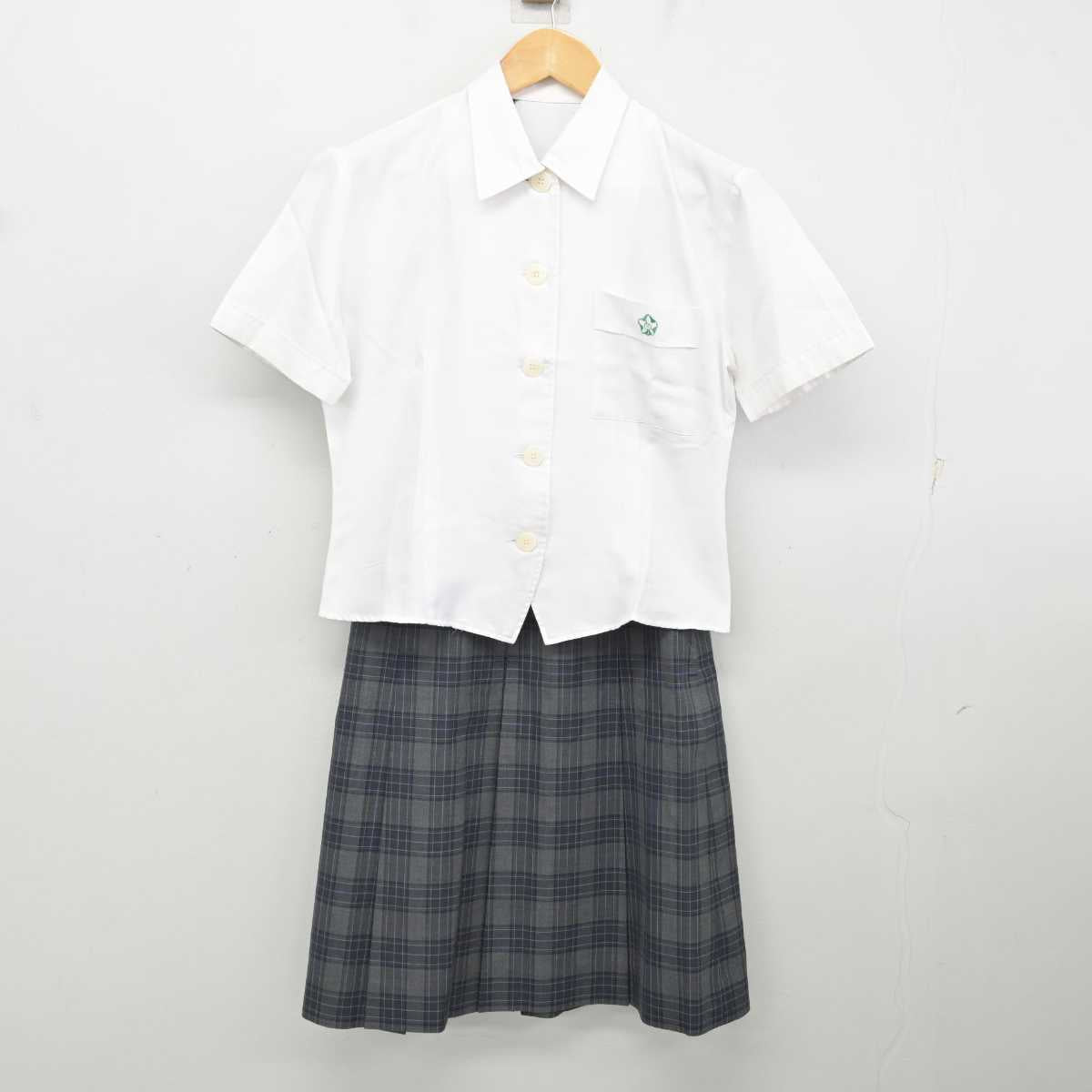 【中古】大阪府 淀之水高等学校 女子制服 2点 (シャツ・スカート) sf081712