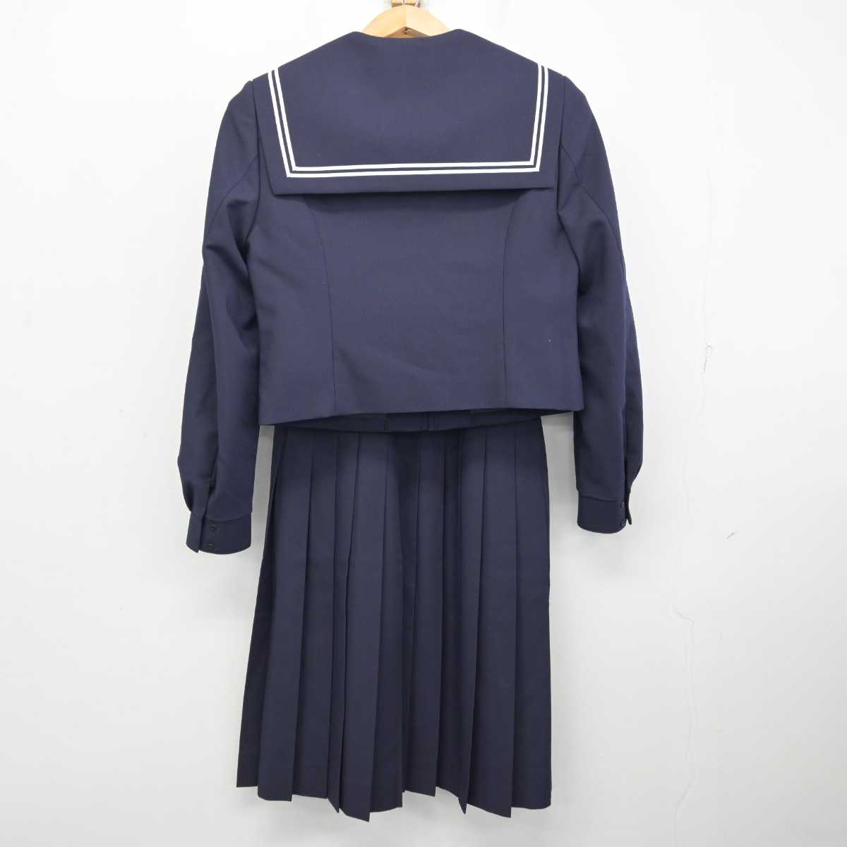 【中古】北海道 日章中学校 女子制服 3点 (セーラー服・ジャンパースカート) sf081882