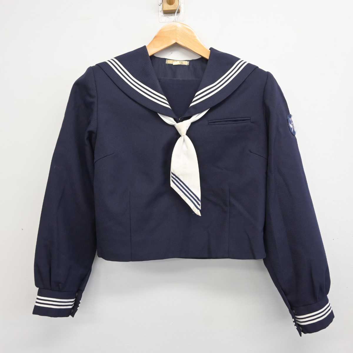 【中古】神奈川県 中沢中学校 女子制服 3点 (セーラー服・スカート) sf081990