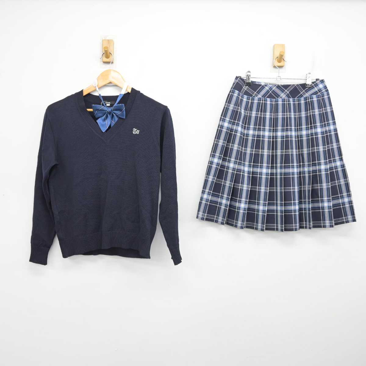 【中古】東京都 東亜学園高等学校 女子制服 3点 (ニット・スカート) sf082072