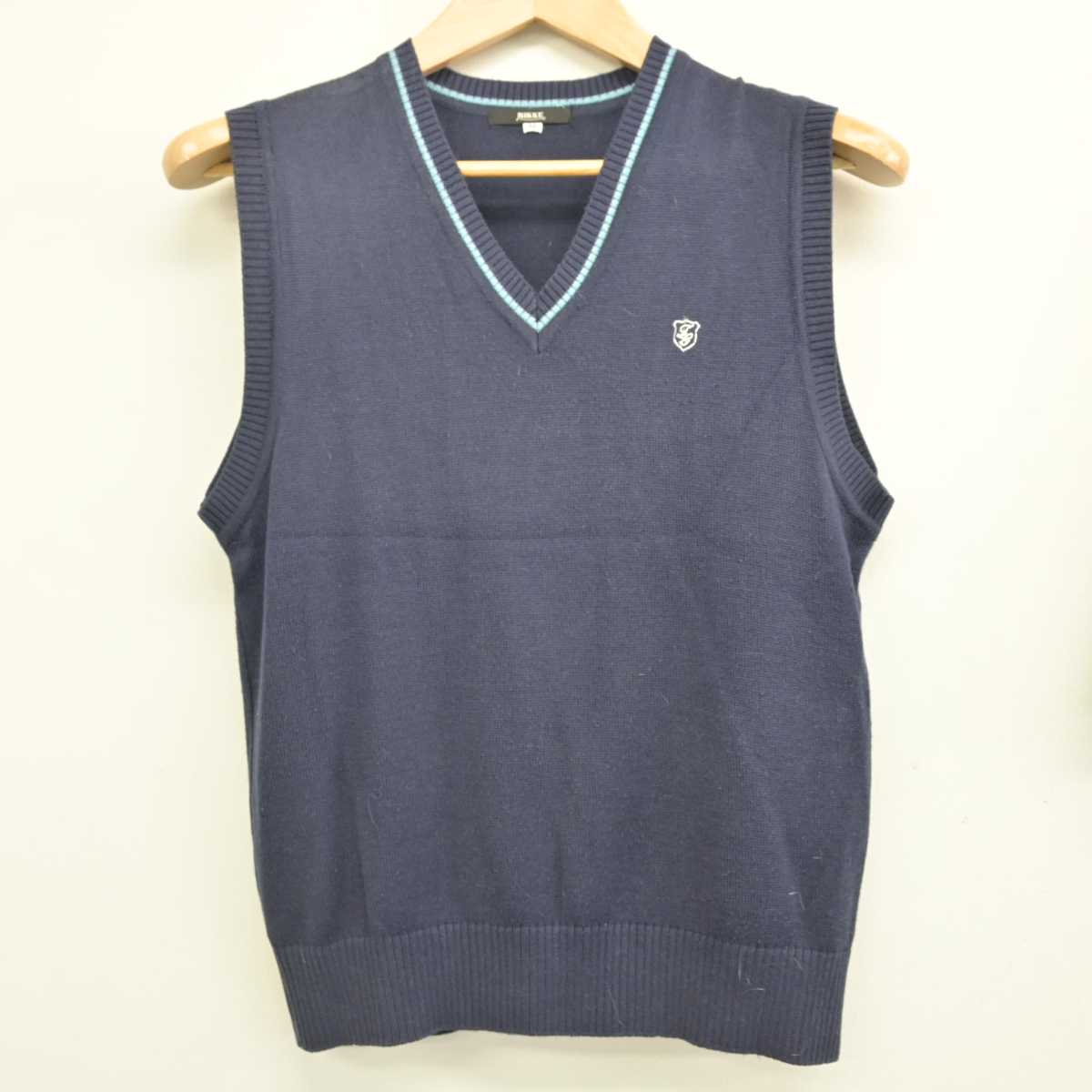 【中古】神奈川県 高木学園女子高等学校 女子制服 2点 (ニットベスト・スカート) sf082286