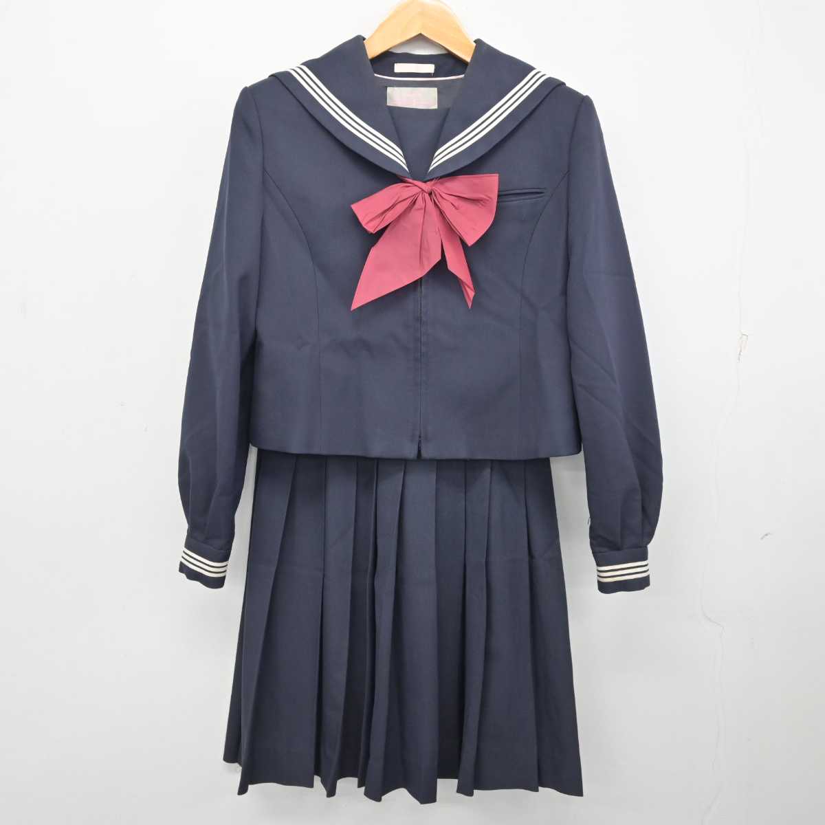 【中古】新潟県 金井中学校 女子制服 3点 (セーラー服・スカート) sf082669