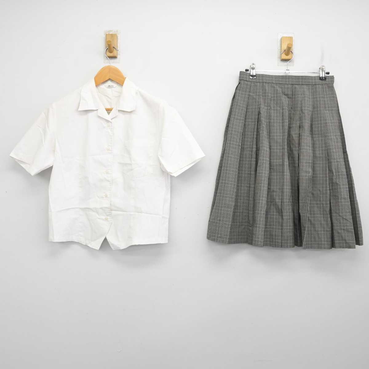 【中古】秋田県 協和中学校 女子制服 3点 (シャツ・スカート) sf082677