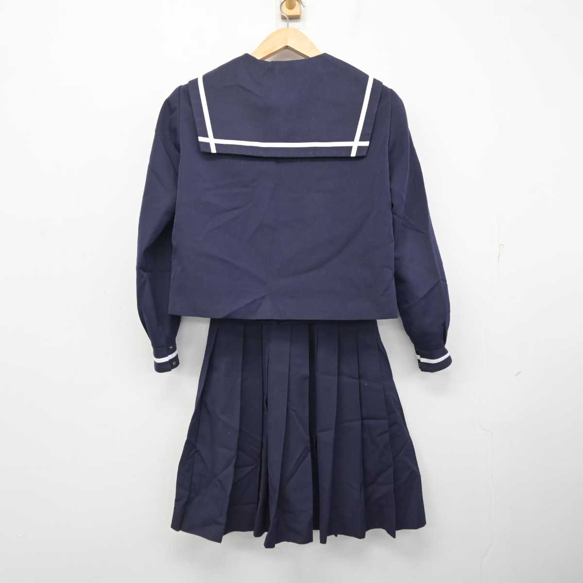 【中古】宮崎県 中郷中学校 女子制服 2点 (セーラー服・スカート) sf082689