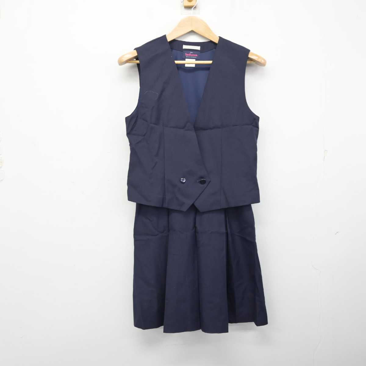 【中古】神奈川県 久里浜中学校 女子制服 3点 (ブレザー・ベスト・スカート) sf082696