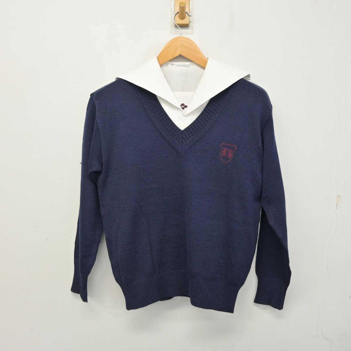 【中古】群馬県 共愛学園中学校・高等学校 女子制服 2点 (ニット・ブラウス) sf082711