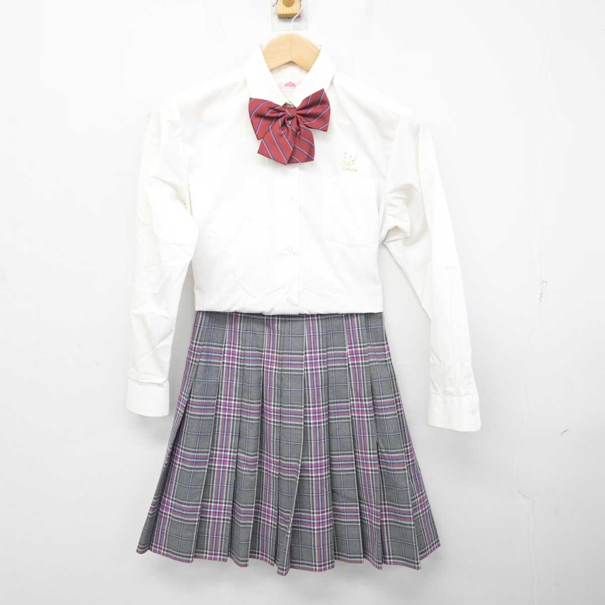 【中古】 さくら国際高等学校 女子制服 4点 (ブレザー・シャツ・スカート) sf082724