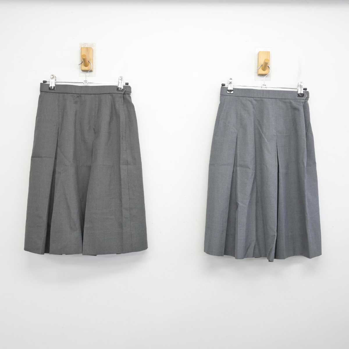 【中古】大阪府 岡東中学校 女子制服 4点 (ブレザー・スカート) sf082741