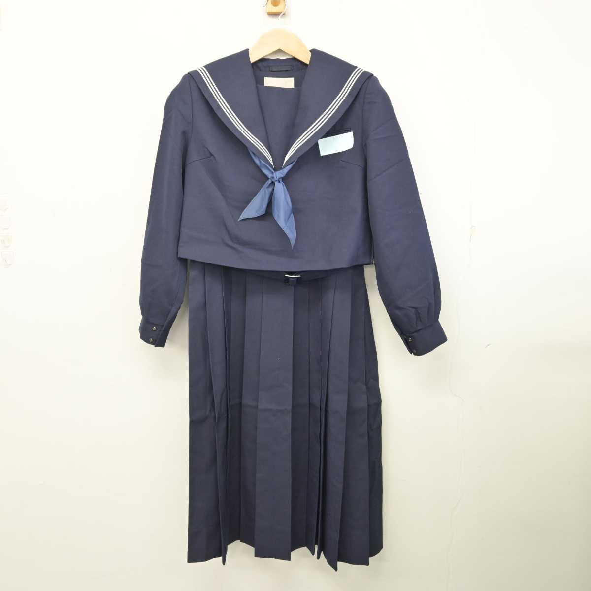 【中古】福岡県 内浜中学校/旧モデル 女子制服 4点 (セーラー服・ジャンパースカート) sf082742