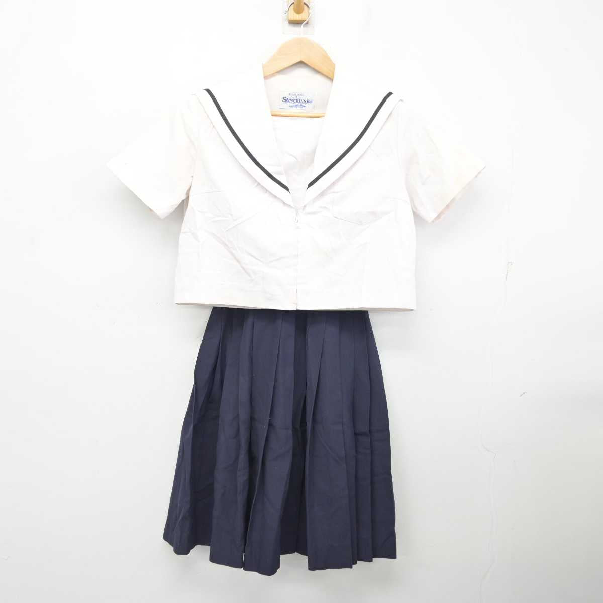 【中古】愛知県 名古屋市立守山中学校 女子制服 2点 (セーラー服・スカート) sf082766