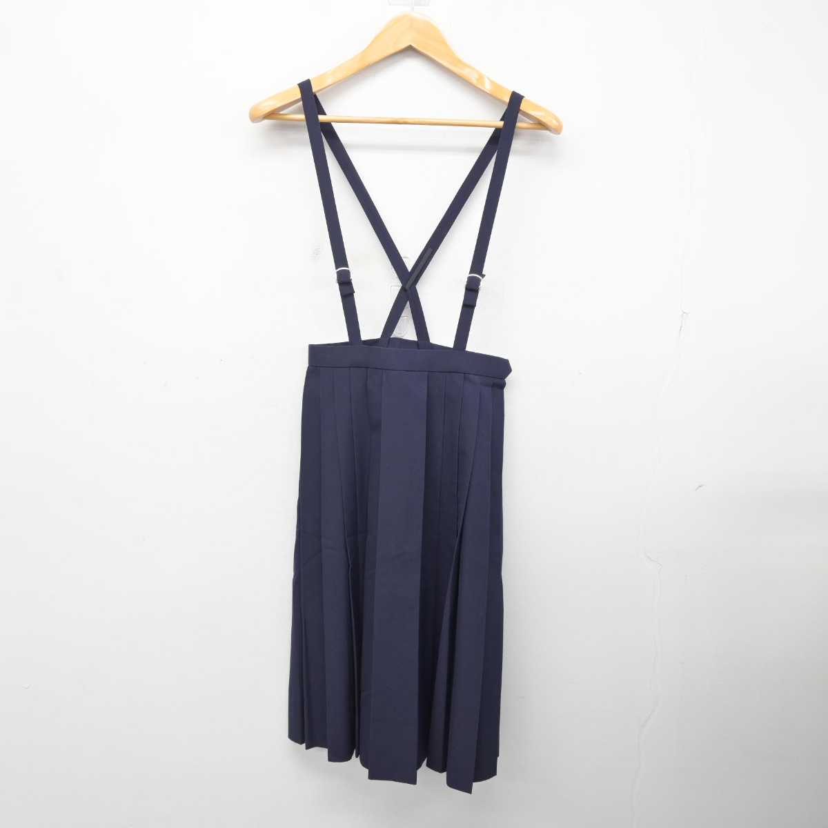 【中古】熊本県 合志中学校 女子制服 3点 (セーラー服・スカート) sf082782