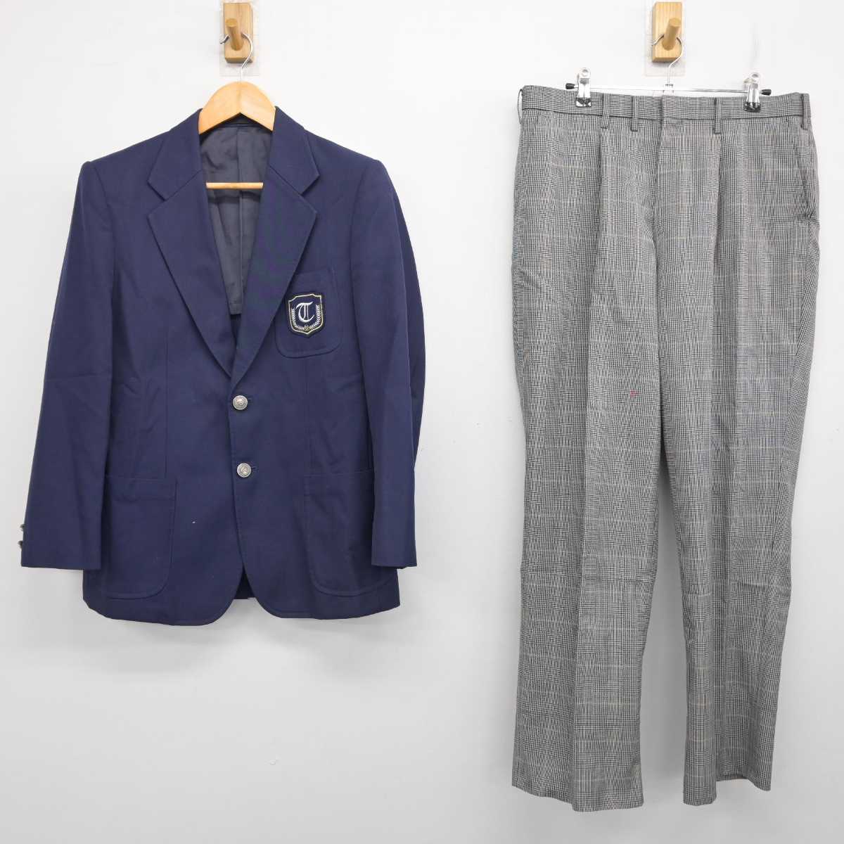 【中古】福岡県 高牟礼中学校/旧制服 男子制服 2点 (ブレザー・ズボン) sf082813