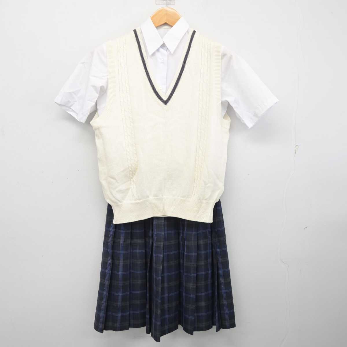 【中古】神奈川県 藤沢市立六会中学校 女子制服 3点 (ニットベスト・シャツ・スカート) sf082816