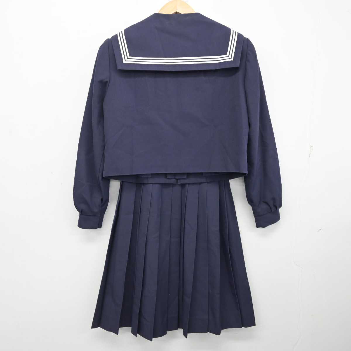 【中古】大分県 稙田南中学校 女子制服 2点 (セーラー服・スカート) sf082824