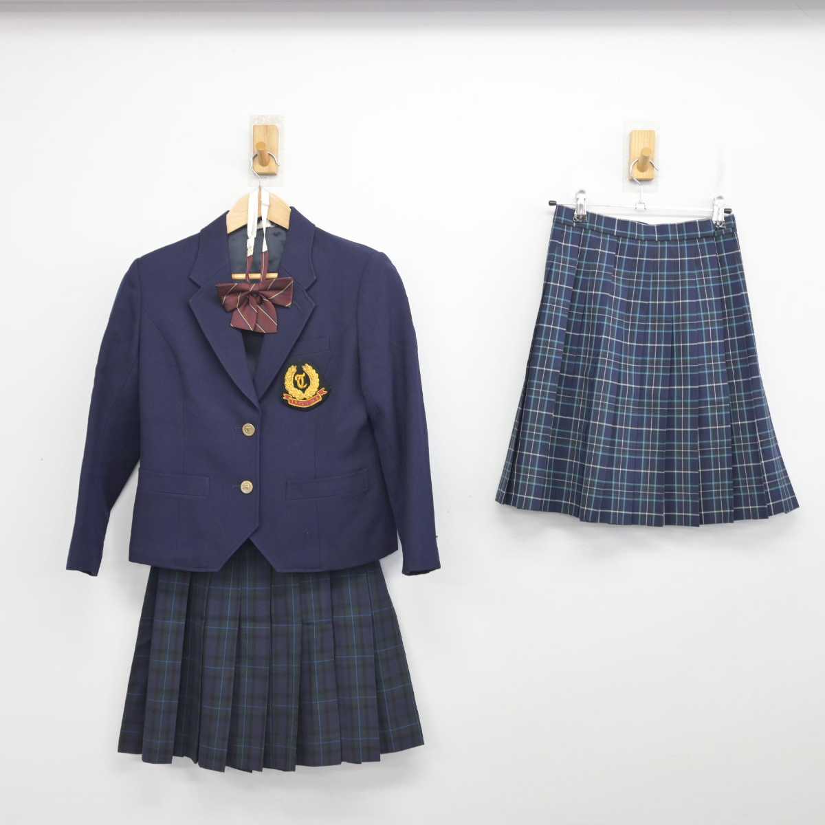 【中古】東京都 東京高等学校 女子制服 4点 (ブレザー・スカート・スカート) sf082900