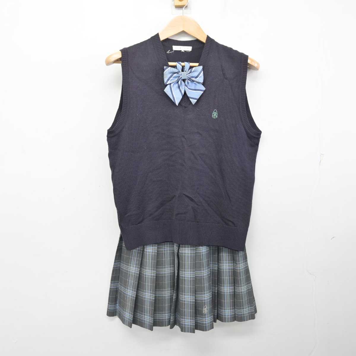 【中古】神奈川県 横浜翠陵高等学校 女子制服 3点 (ニットベスト・スカート) sf082906