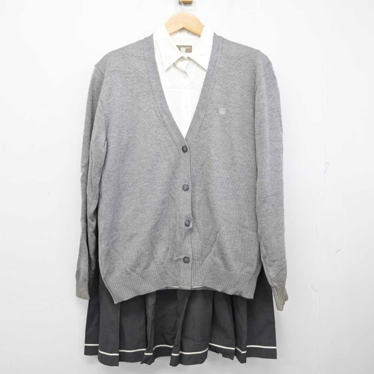 【中古】広島県 進徳女子高等学校 女子制服 3点 (ニット・シャツ・スカート) sf082952