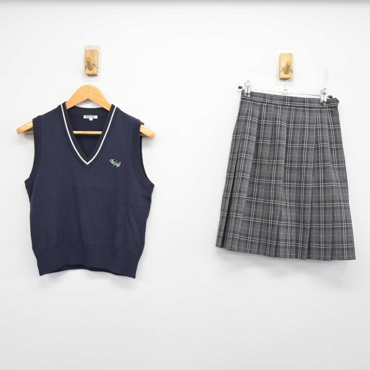 【中古】福岡県 常磐高等学校 女子制服 2点 (ニットベスト・スカート) sf082997