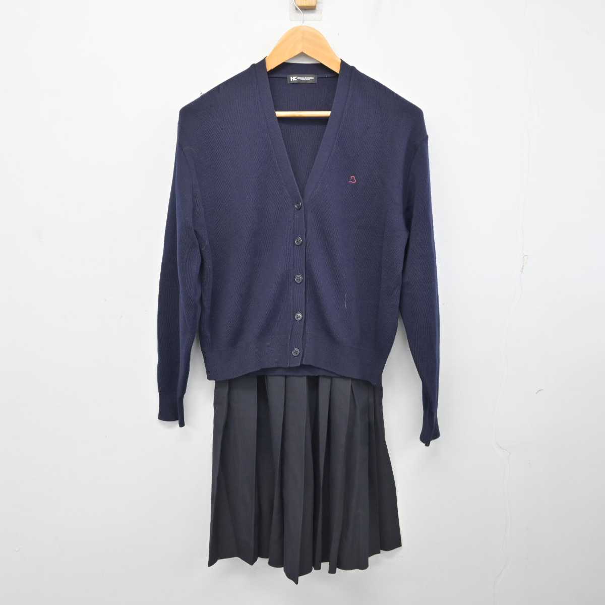 【中古】大阪府 梅花高等学校 女子制服 4点 (ブレザー・ニット・スカート) sf083017