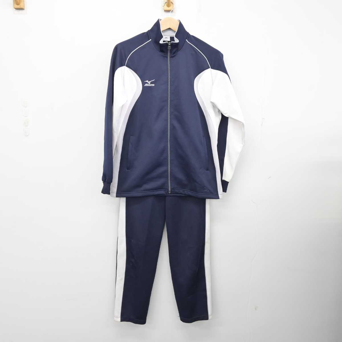 【中古】神奈川県 伊勢原高等学校 女子制服 2点 (ジャージ 上・ジャージ 下) sf083036