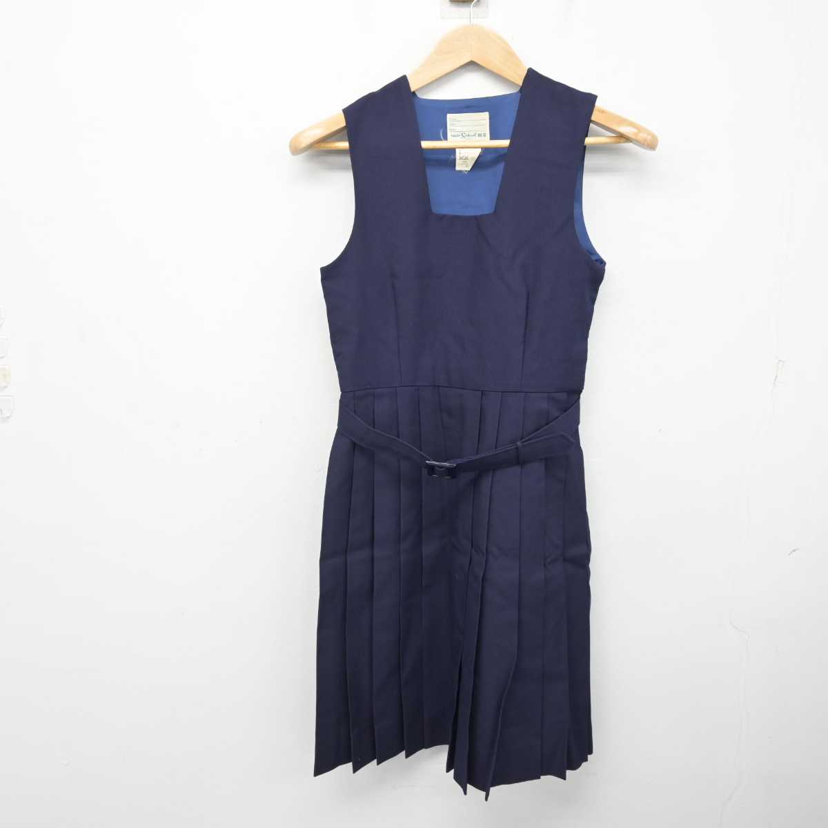 【中古】東京都 杉並区立和田中学校/旧制服 女子制服 2点 (セーラー服・ジャンパースカート) sf083219