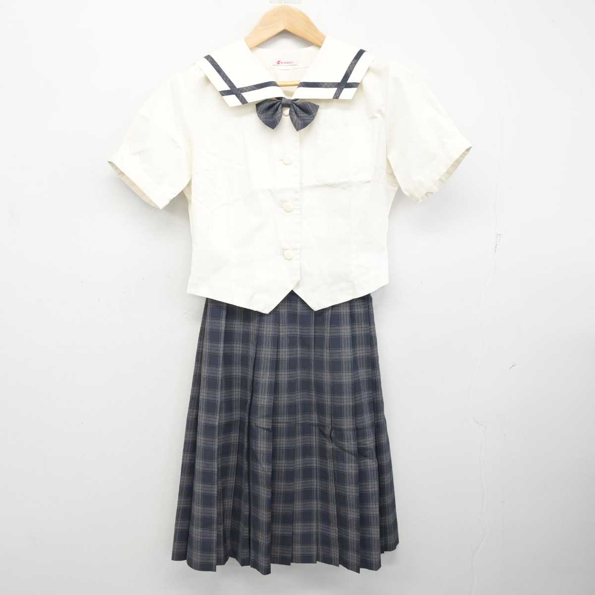 【中古】岡山県 岡山南高等学校 女子制服 3点 (セーラー服・スカート) sf083374