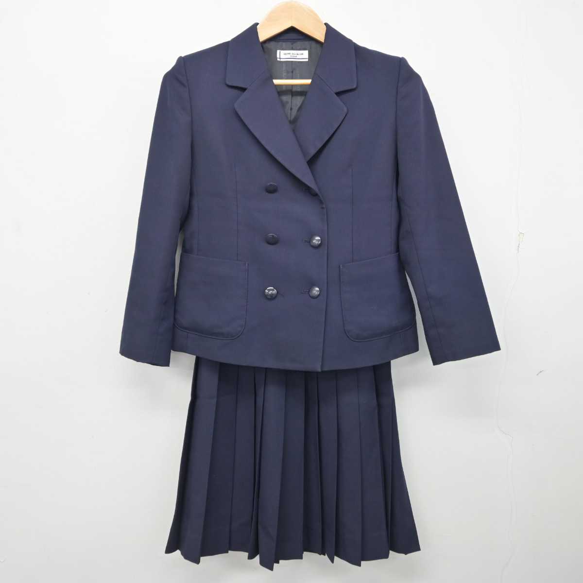 【中古】広島県 呉市立昭和中学校 女子制服 2点 (ブレザー・スカート) sf083450