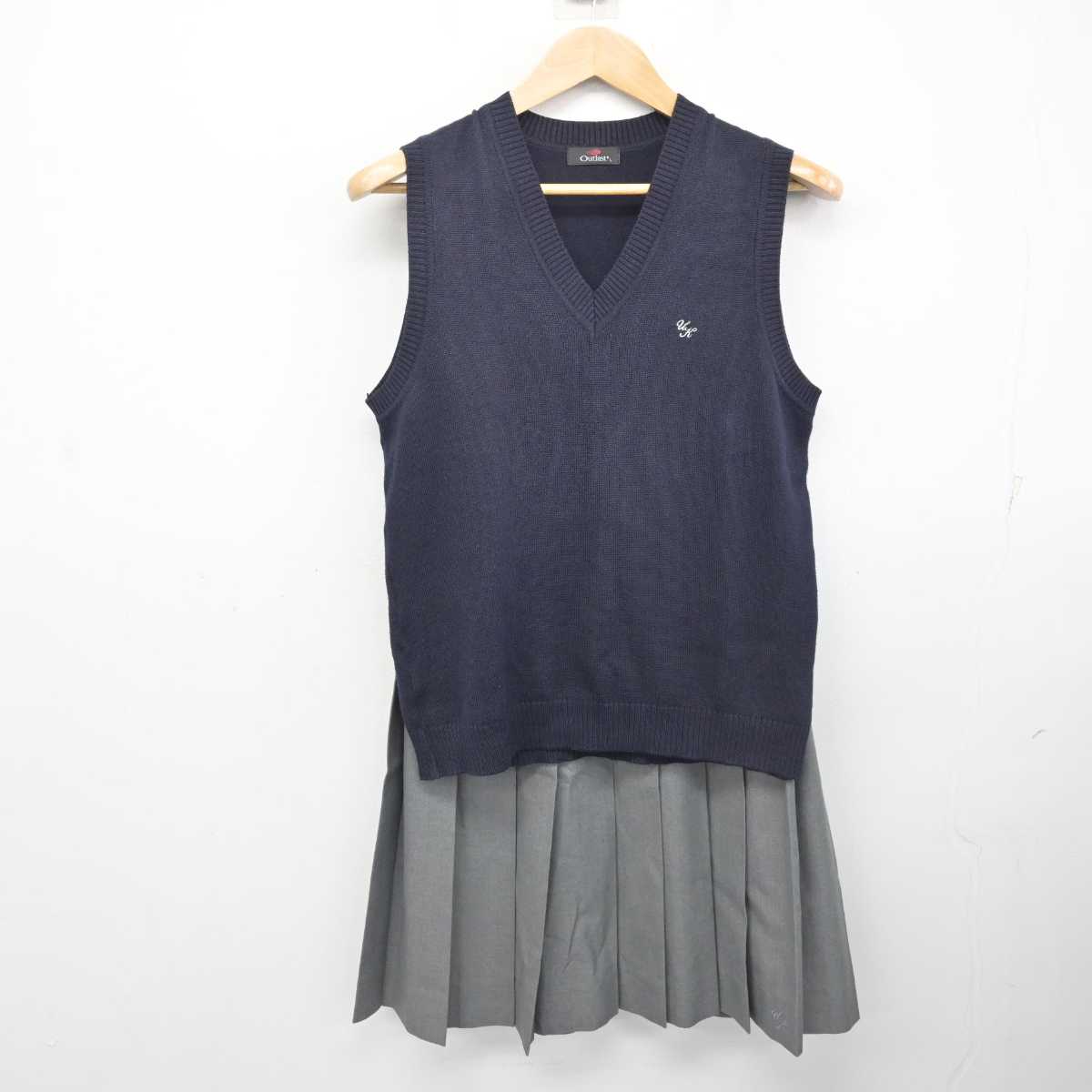 中古】埼玉県 浦和北高等学校 女子制服 3点 (ニットベスト