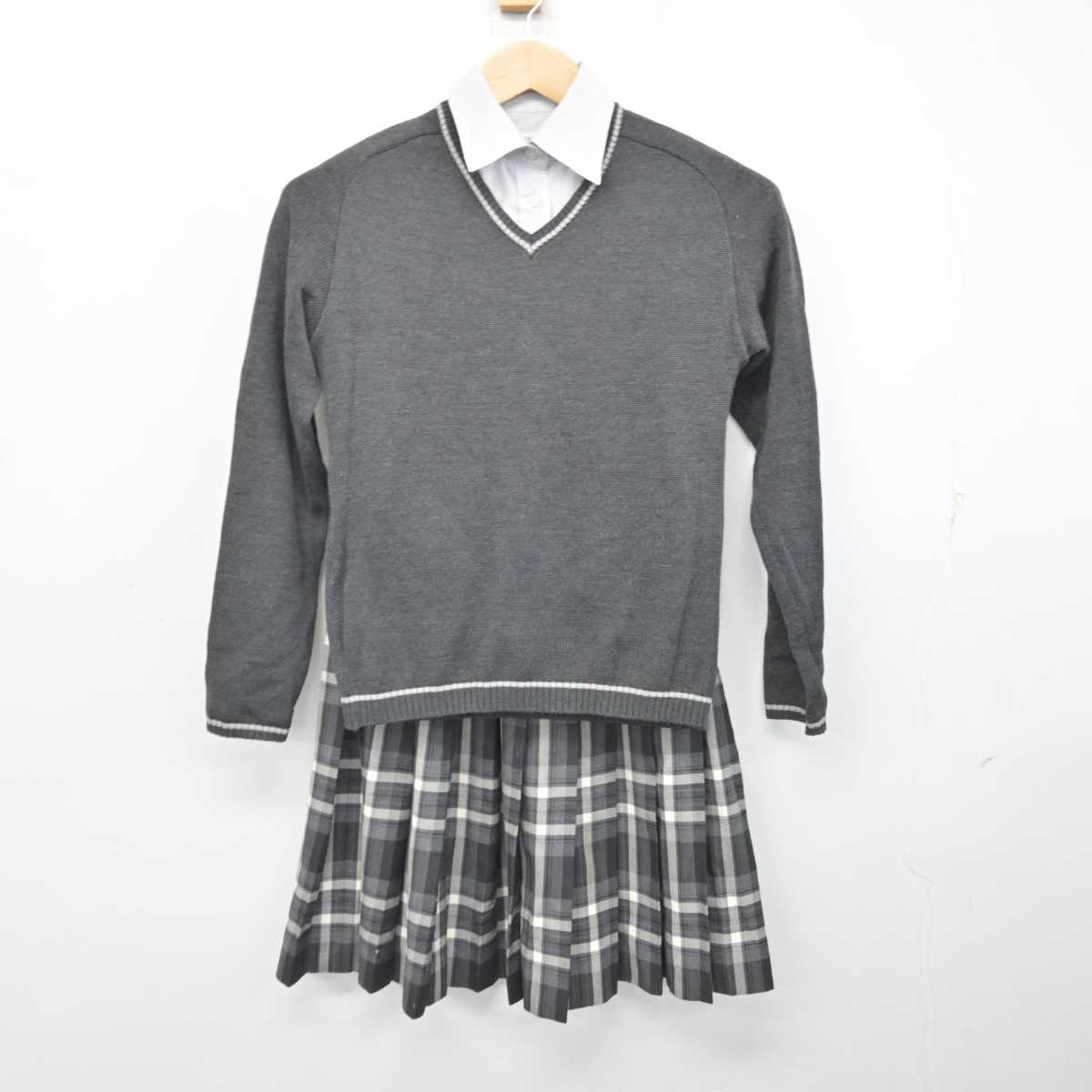 【中古】鹿児島県 鹿児島実業高等学校 女子制服 3点 (ニット・シャツ・スカート) sf083572