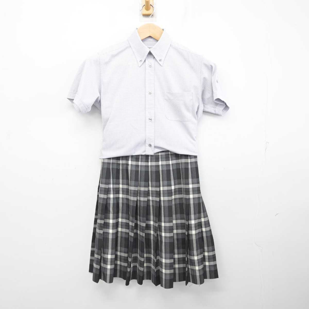 【中古】鹿児島県 鹿児島実業高等学校 女子制服 3点 (ニットベスト・シャツ・スカート) sf083573