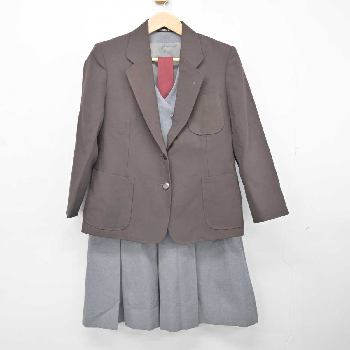 【中古】東京都 八王子市立第四中学校 女子制服 4点 (ブレザー・ベスト・スカート) sf083608