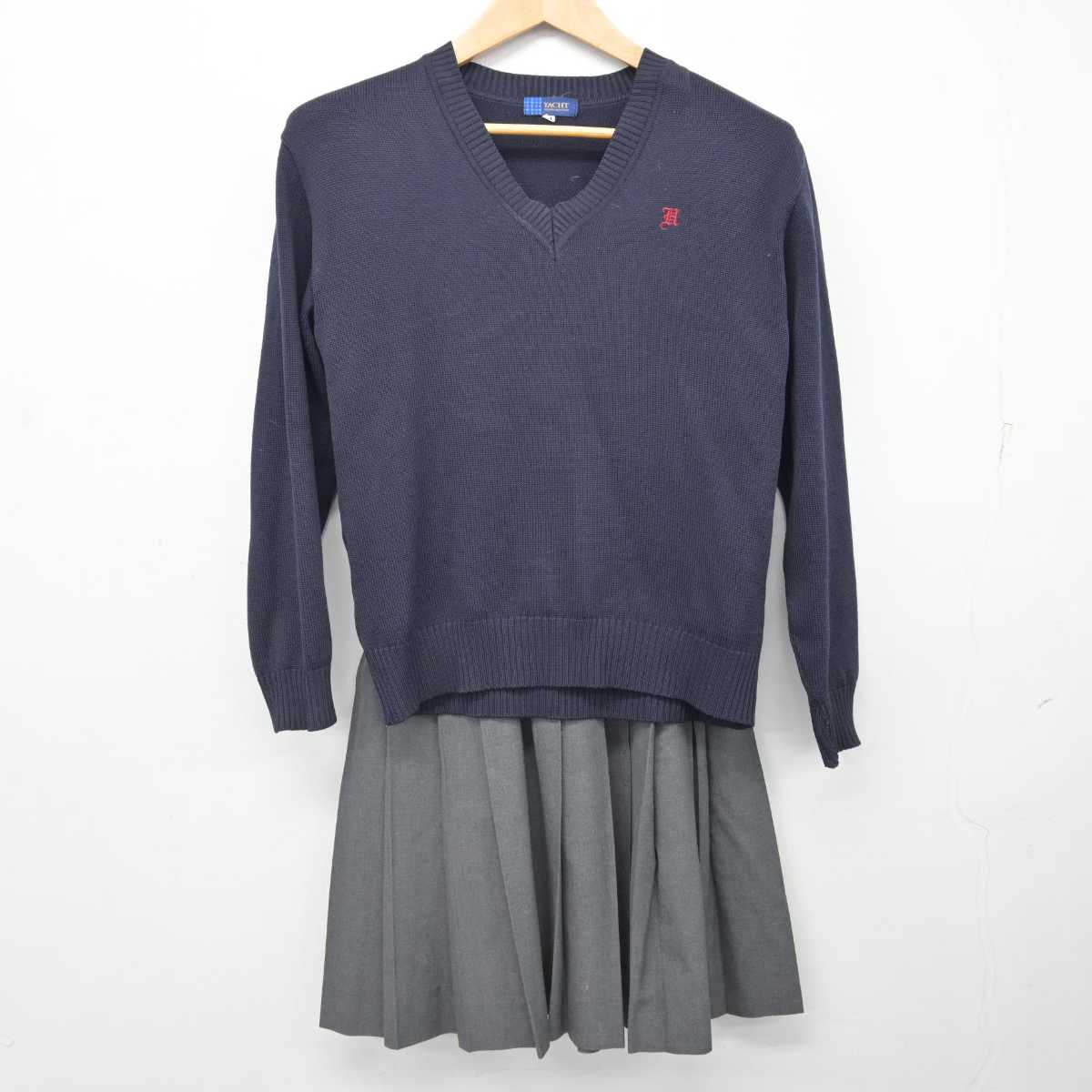 【中古】奈良県 平城高等学校 女子制服 2点 (ニット・スカート) sf083700