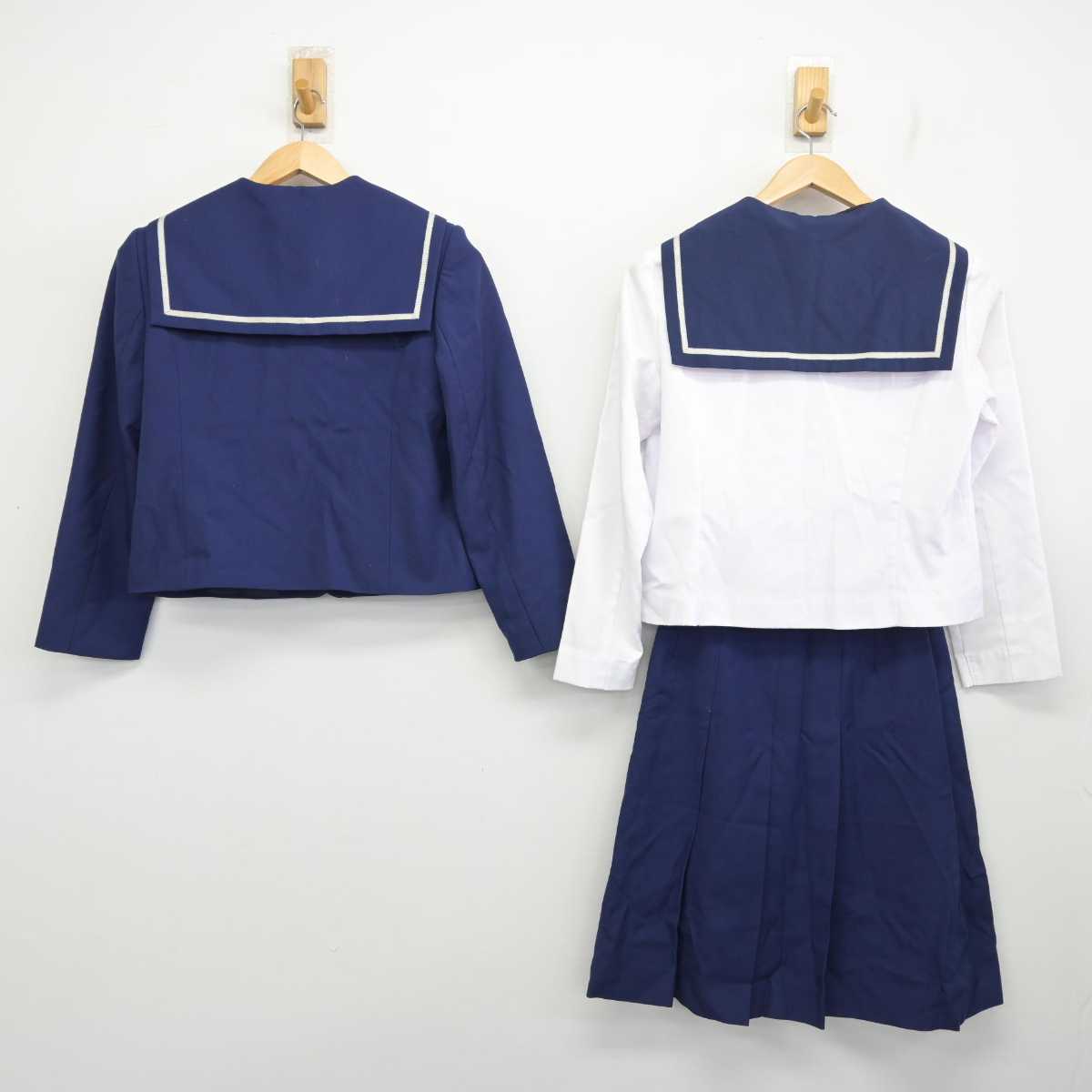 【中古】秋田県 秋田高等学校 女子制服 3点 (セーラー服・セーラー服・スカート) sf083784