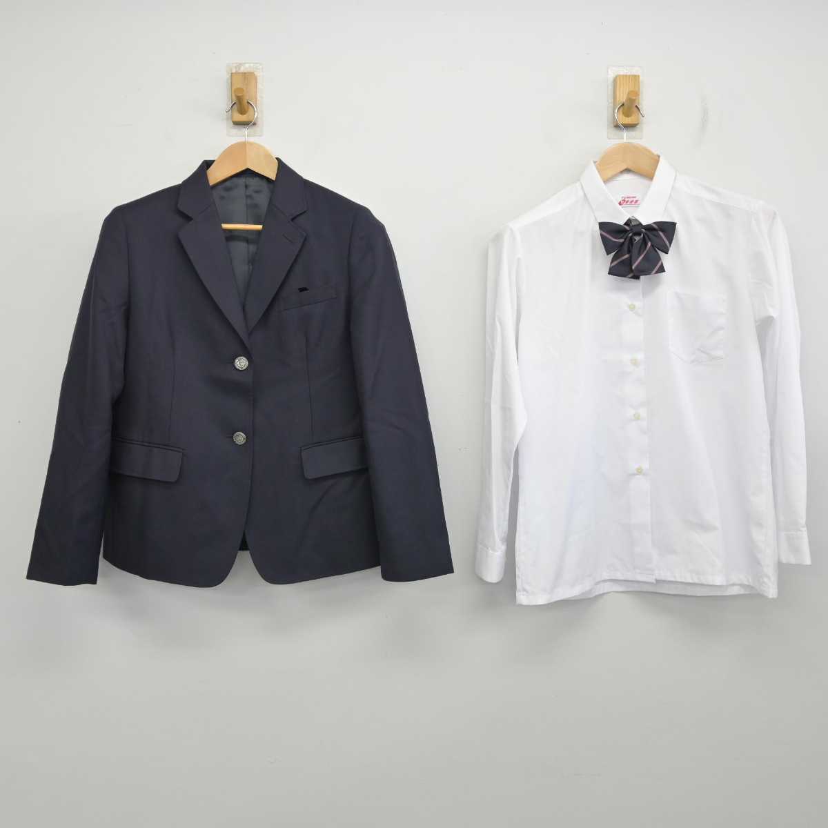 【中古】 飛鳥未来高等学校 女子制服 5点 (ブレザー・シャツ・スカート) sf083788