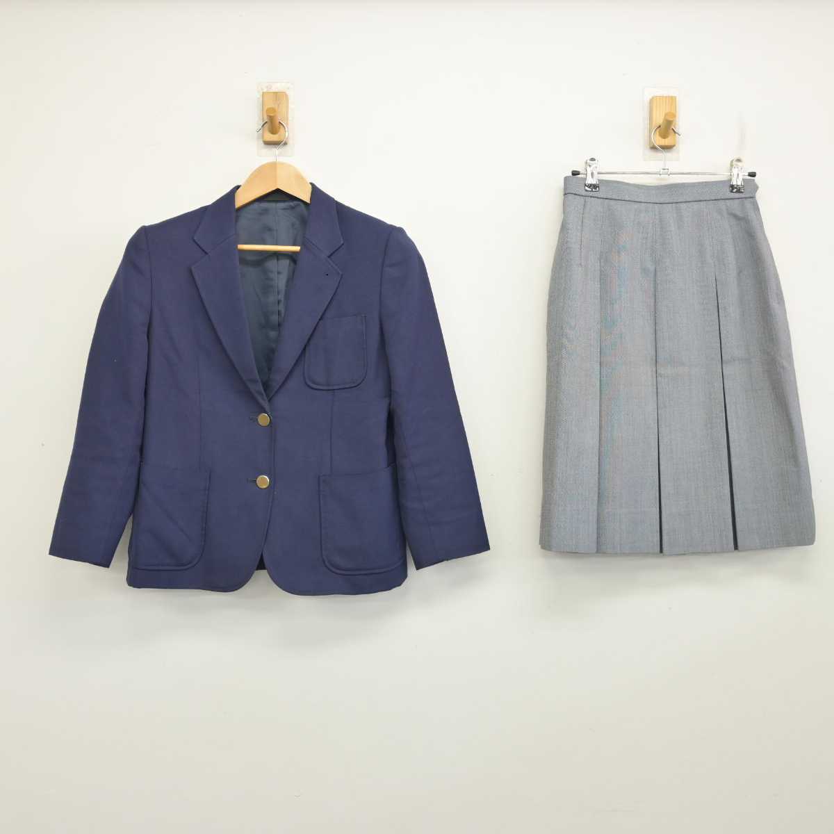 【中古】東京都 稲城第四中学校 女子制服 2点 (ブレザー・スカート) sf083796