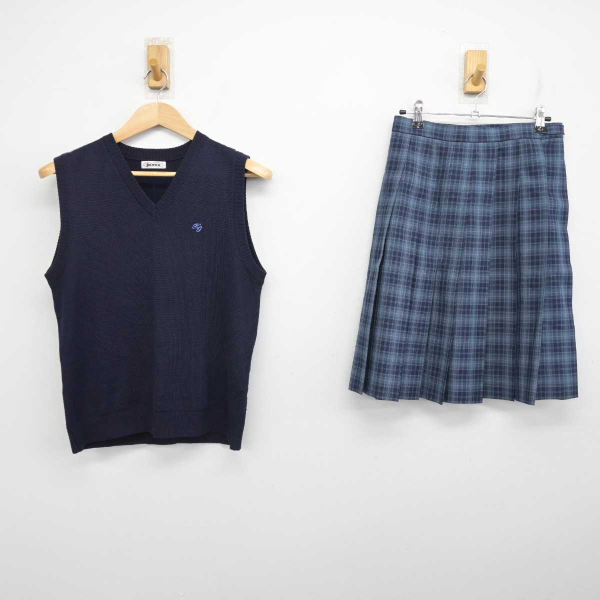 【中古】千葉県 敬愛学園高等学校 女子制服 2点 (ニットベスト・スカート) sf083840