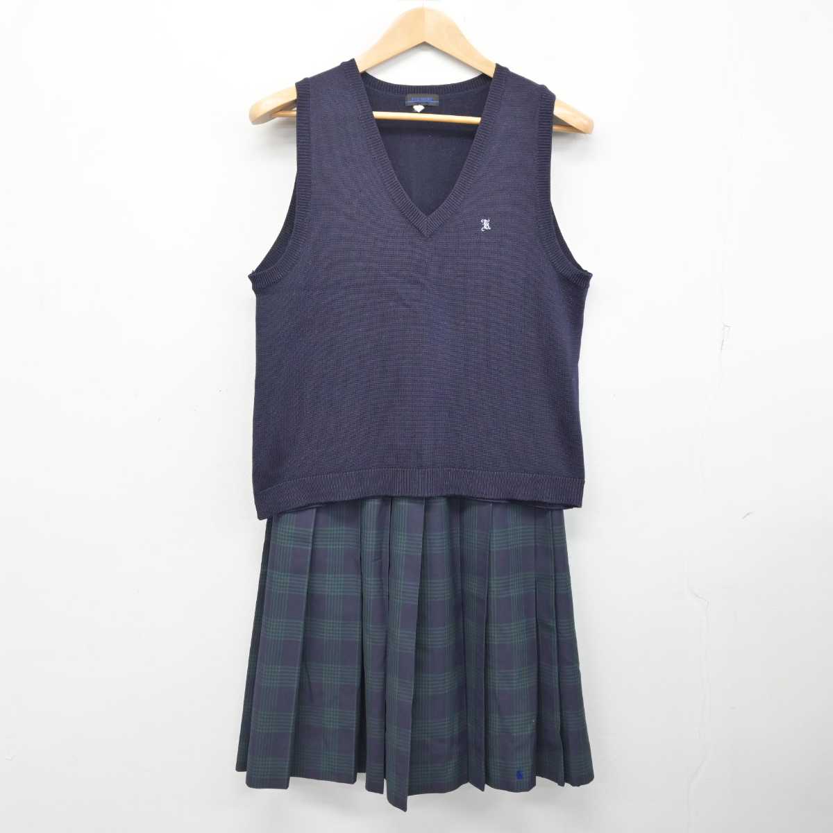 【中古】福岡県 久留米筑水高等学校 女子制服 2点 (ニットベスト・スカート) sf083948