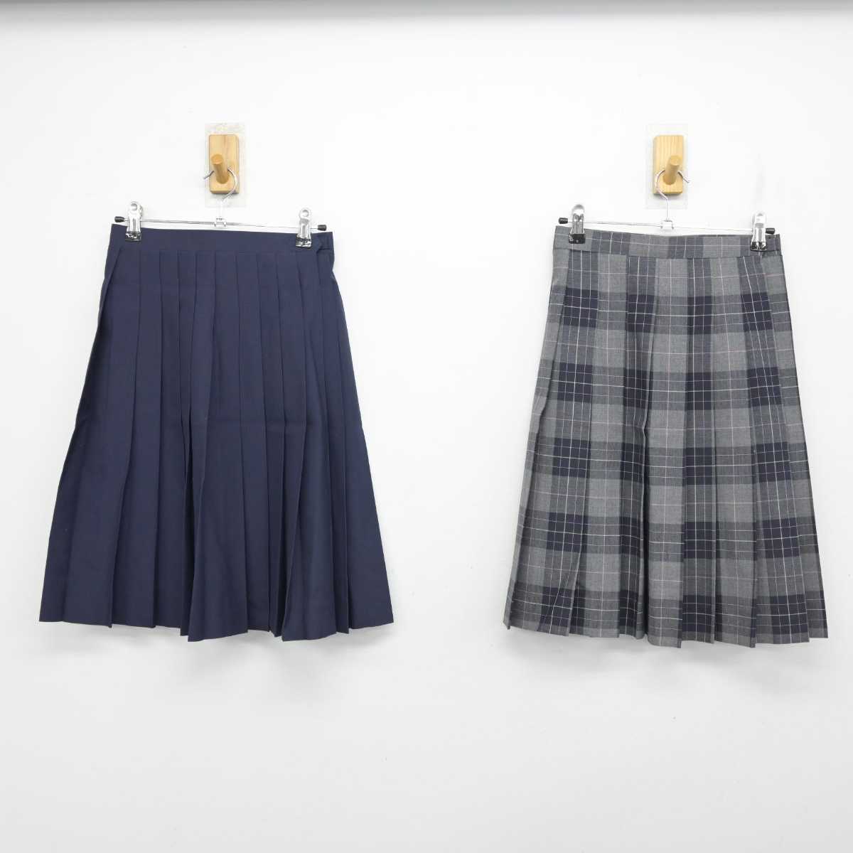 【中古】神奈川県 日本大学高等学校 女子制服 3点 (ニットベスト・スカート) sf084399