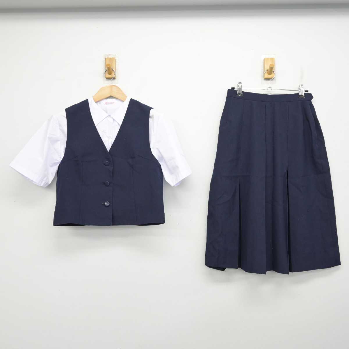 中古】千葉県 村上東中学校 女子制服 3点 (ベスト・シャツ 中古】千葉県 村上東中学校 女子制服 3点 (ベスト・シャツ