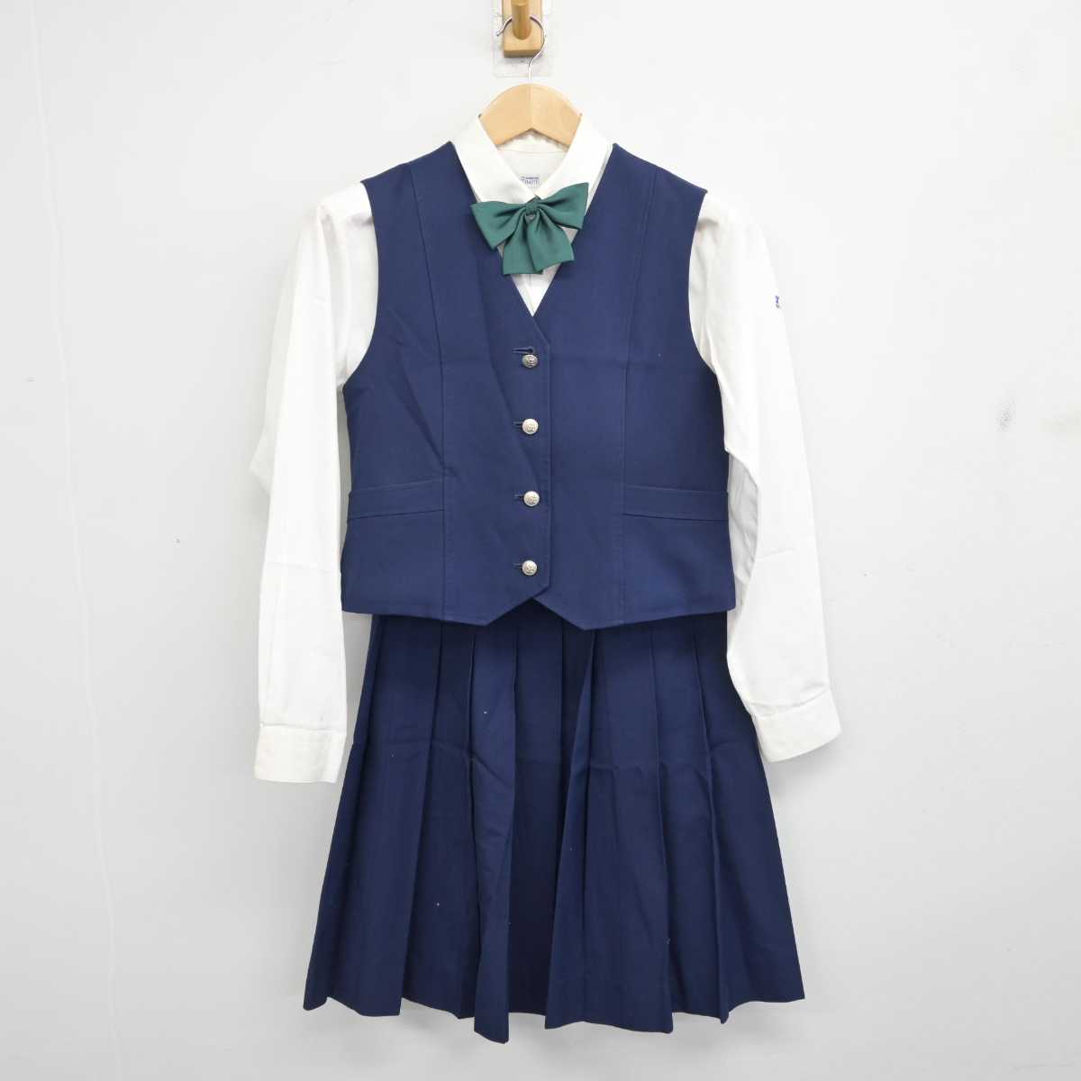 【中古】愛知県 丹羽高等学校 女子制服 5点 (ブレザー・ベスト・シャツ・スカート) sf084519