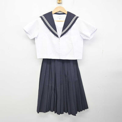 【中古】 学校名不明 女子制服 2点 (セーラー服・スカート) sf084697