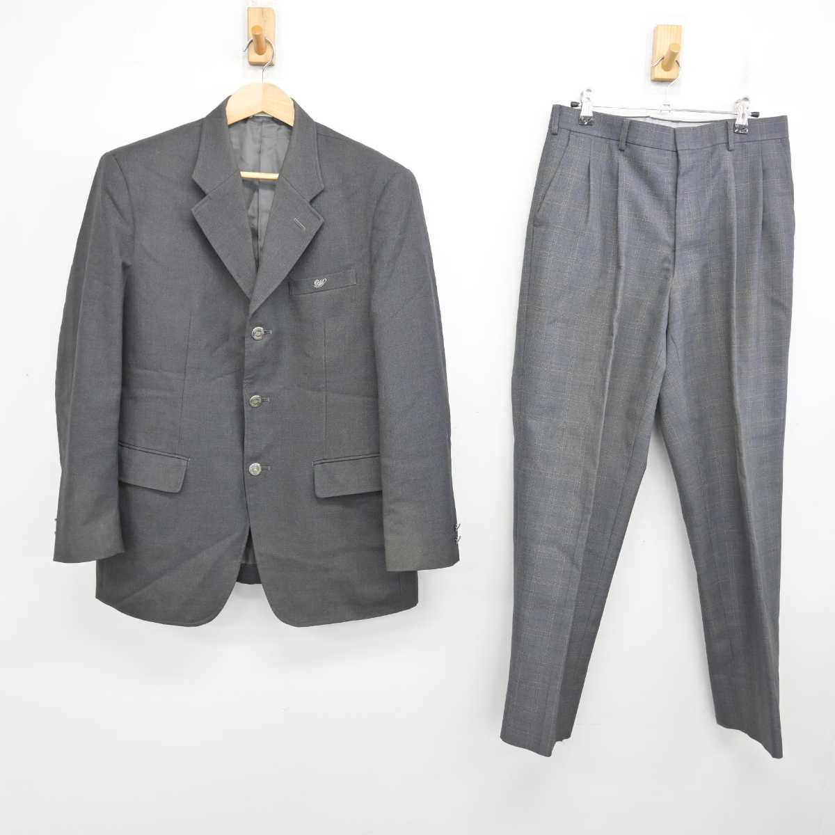 【中古】三重県 四日市南高等学校 男子制服 2点 (ブレザー・ズボン) sf084803