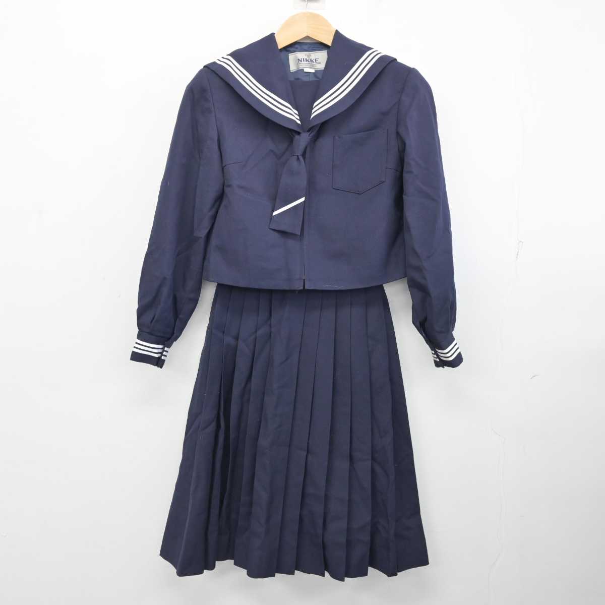 【中古】千葉県 銚子市立第一中学校 女子制服 3点 (セーラー服・スカート) sf084830