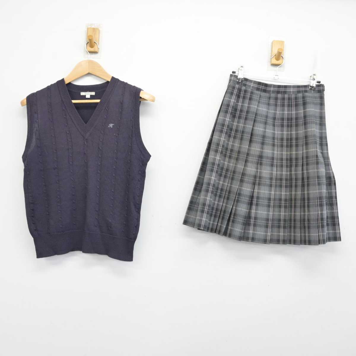 白鵬女子スカート ブラウス ベスト