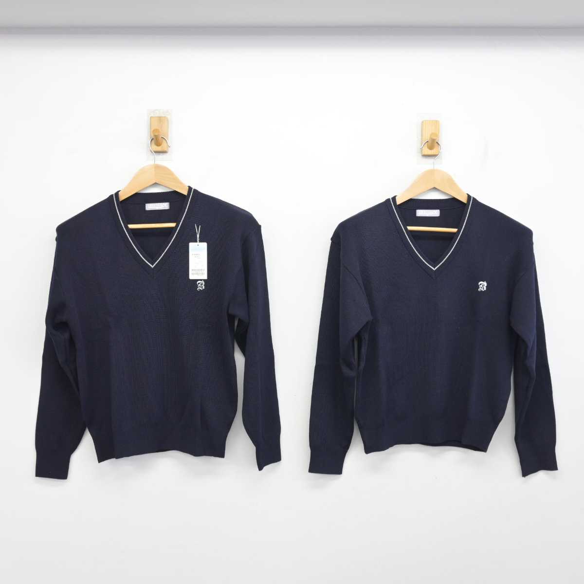 【中古】埼玉県 武南高等学校 女子制服 2点 (ニット) sf086270