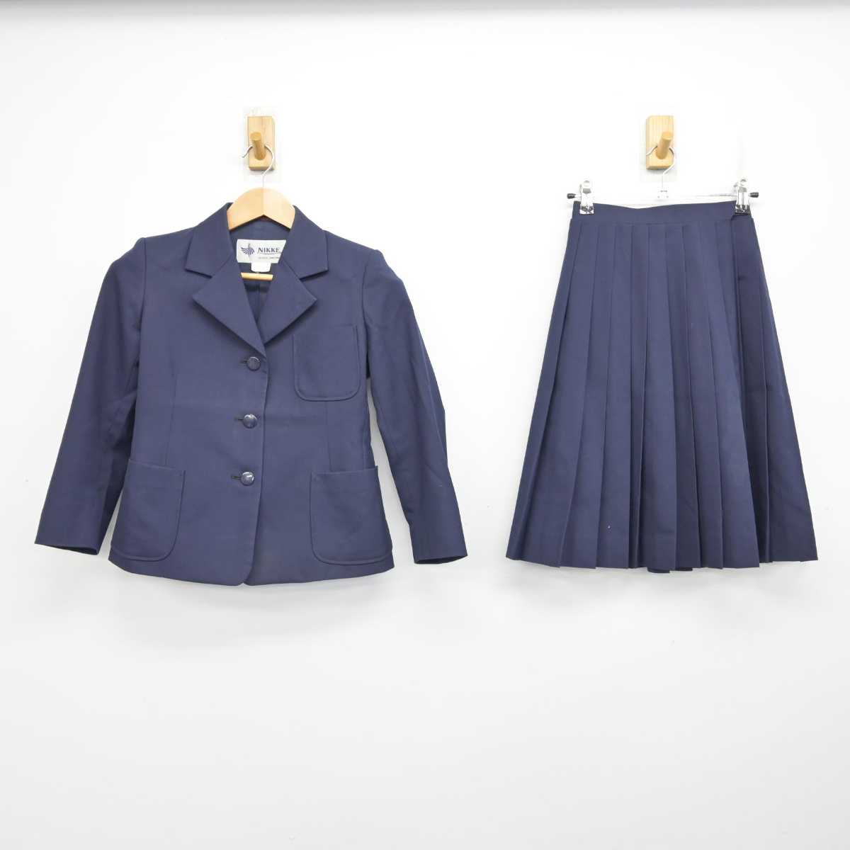 【中古】埼玉県 さいたま市立宮前中学校 女子制服 2点 (ブレザー・スカート) sf086307