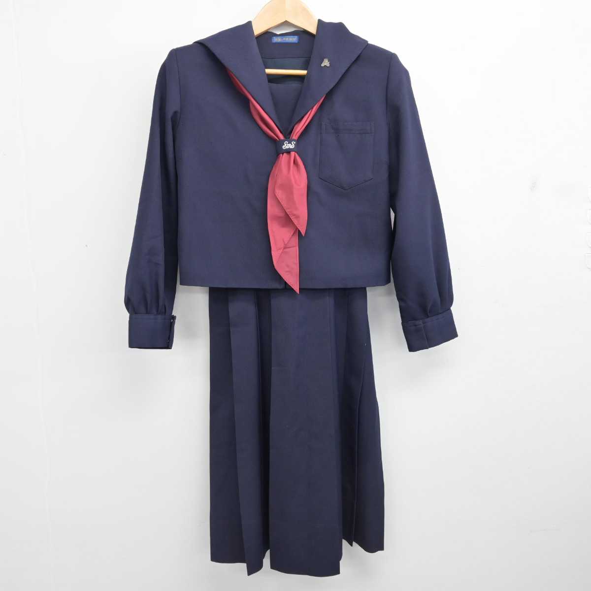 【中古】山梨県 敷島中学校 女子制服 4点 (セーラー服・スカート) sf086651